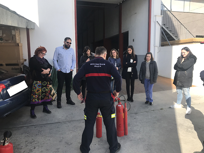 Formación en uso de extintores a docentes