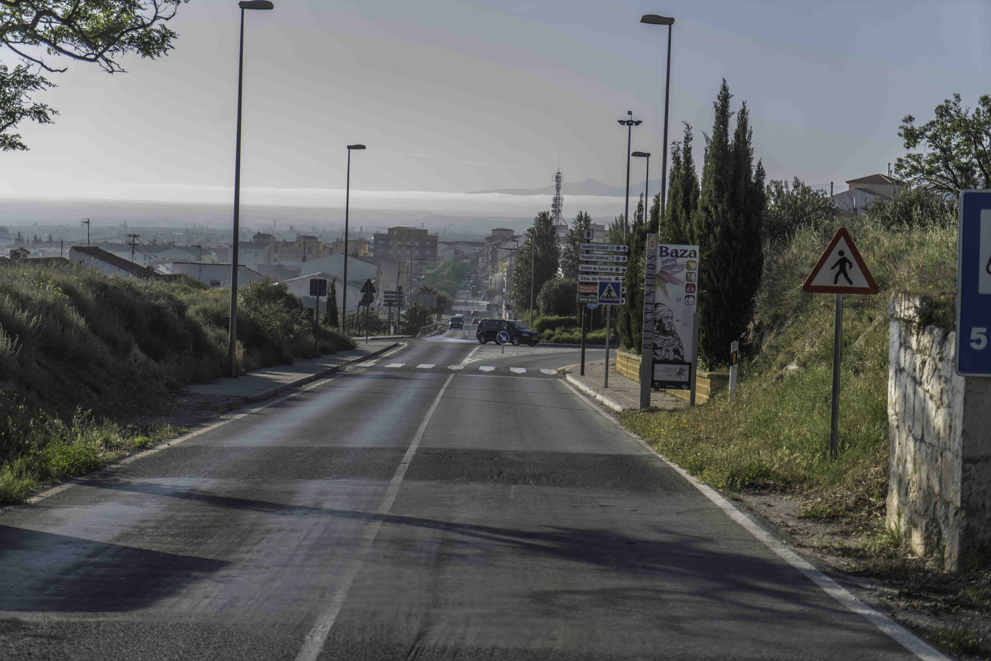 Acceso a Baza por la antigua carretera de Granada